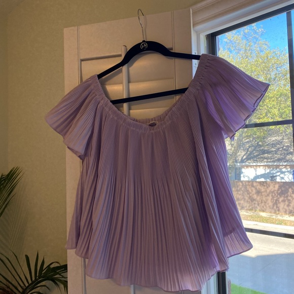 Sugar lips Pleated Off The Shoulder Blouse Lilac - Picture 2 of 4